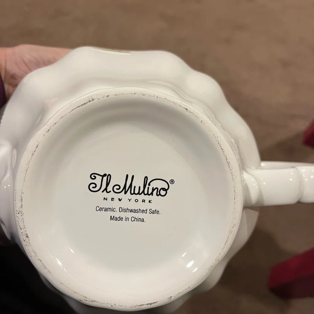 Il Mulino New York White Teapot